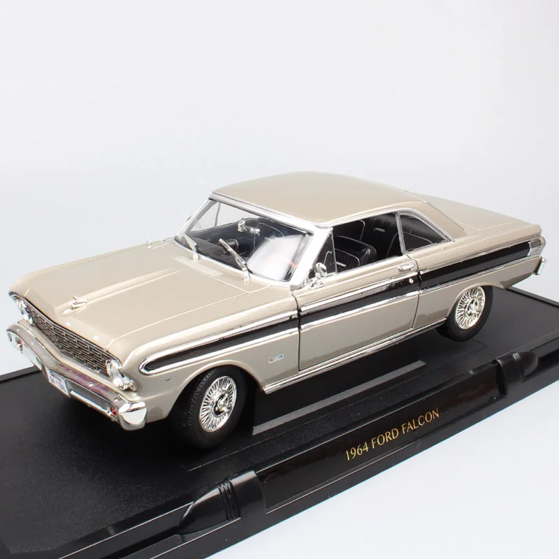 

Road Signature Classics 1:18 1964 FORD FALCON vintage car metal die cast scales model cars vehicle toy miniatures gift for kids