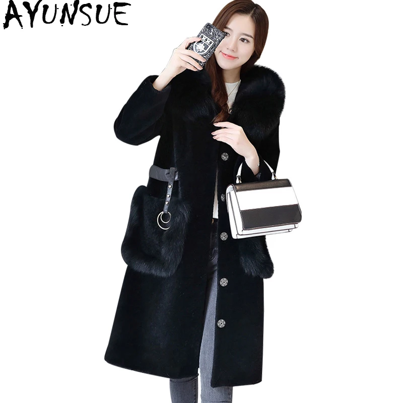 

AYUNSUE Women's Fur Coat Sheep Shearing Thick Warm Real Wool Coats With Genuine Fox Fur Collar Hooded Winter Jacket Women 1726-1