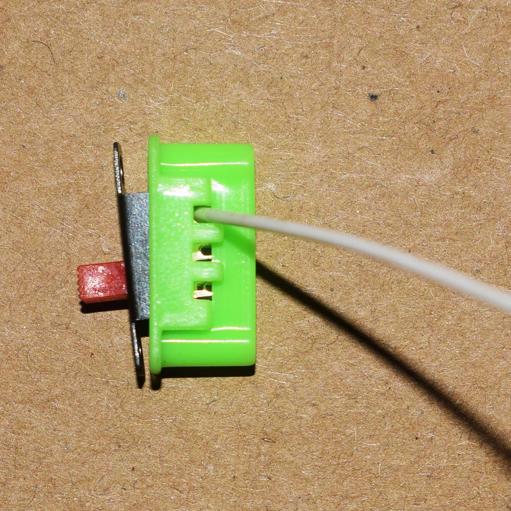 plastic_switch-seat_3DSC_1010