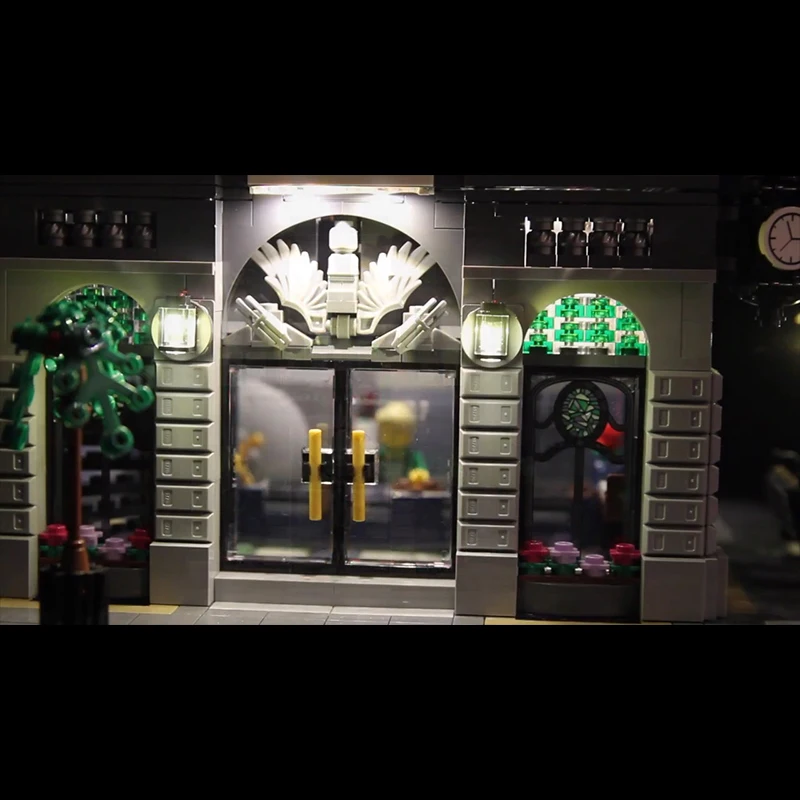 Набор со светодиодной подсветкой для конструктора Lego 10251 уличный Конструктор из