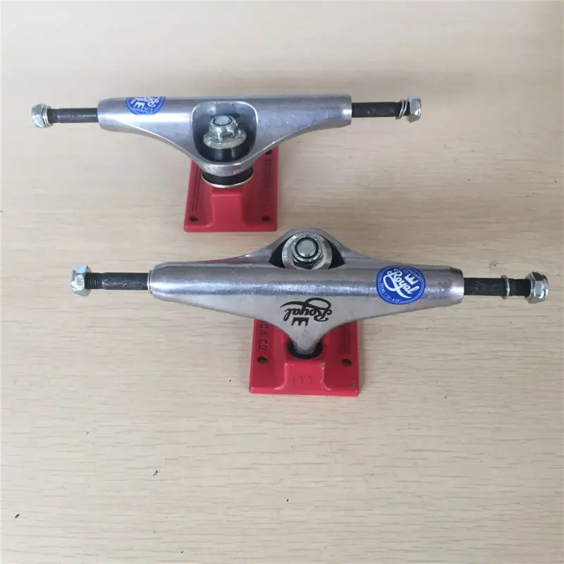 Original 2pcs/Pair Pro Royal Trucks Skateboard Aluminum 5.25" Skate