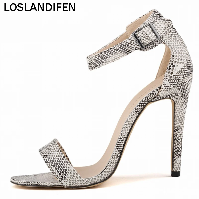 loslandifen studded heels