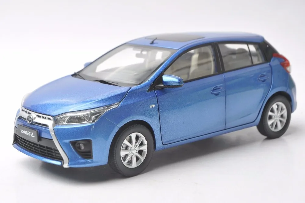 toyota yaris diecast model