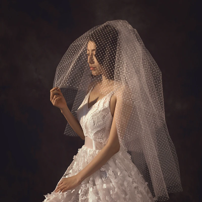 Черные короткие фаты и Свадебные вуали длина до бедра два слои два способы ношения Dot сетки Свадебные Фата для невесты Китай прямые продажи с фабрики