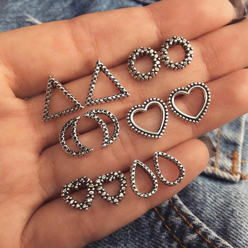 

SIZZZ 2018 hot retro style moon love triangle geometry stud earrings set for women