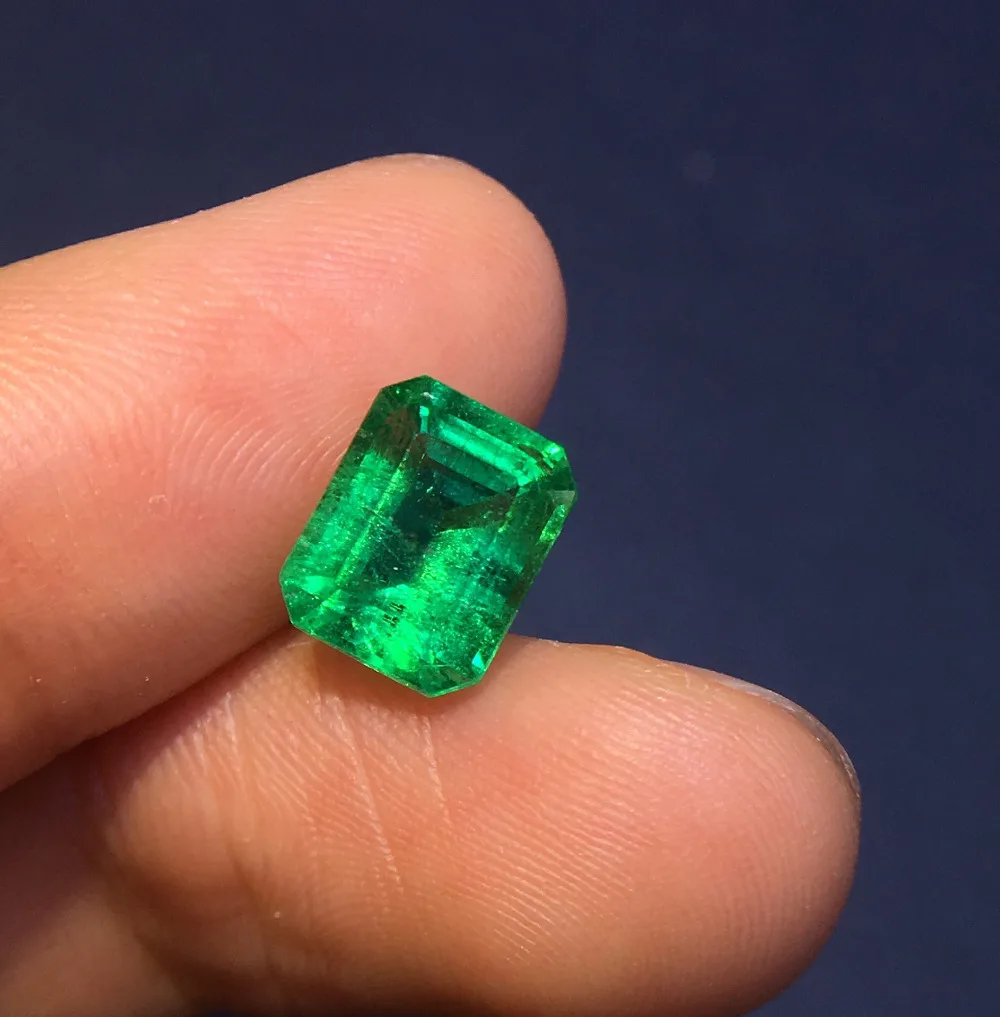 

Collection AIGS certificated 2.2ct Faceted Vivid Green Natural Emerald Gemstones Loose Gemstones Loose Stone Gems