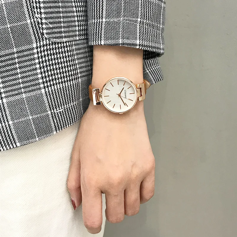 

2019 Fashion Women Wristwatch Luxury Casual Candy Leather Quartz Watch Relogio Feminino Gift Clock