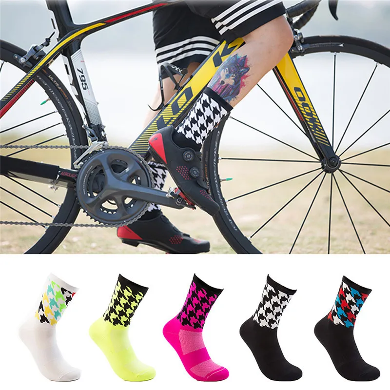 Спортивные велосипедные носки для мужчин и женщин, профессиональные дышащие спортивные велосипедные носки, высокое качество, защищают ноги, впитывают влагу, велосипедные носки