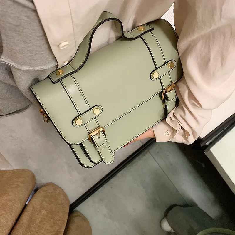 Crossbody Bags For Women High capacity Shoulder Bags Female Vintage Leather Bags Women Handbags Famous Brand Rivet Small Ladies