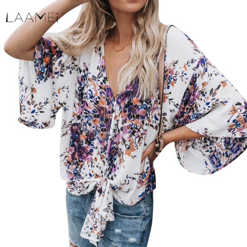 LAAMEI 2018 Summer Women Sexy V Neck Casual Loose Chiffon Blouses Flare Sleeve Blusas Feminina Print Shirt Bohemian Clothing Blouses
