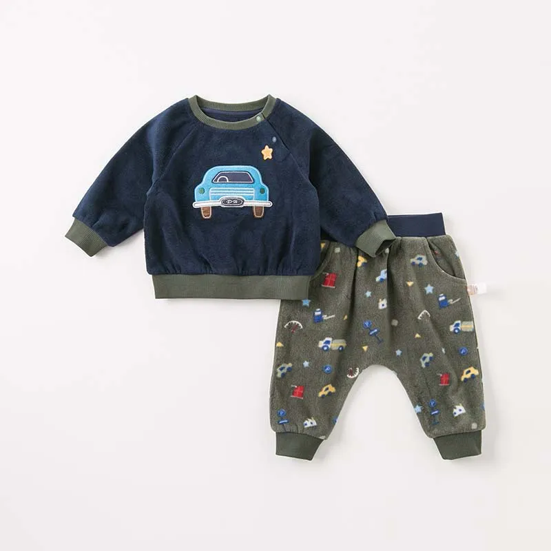 DBW8198 dave bella/осенние комплекты одежды с длинными рукавами для маленьких мальчиков Детский топ+ штаны, комплект из 2 предметов Детские костюмы высокого качества