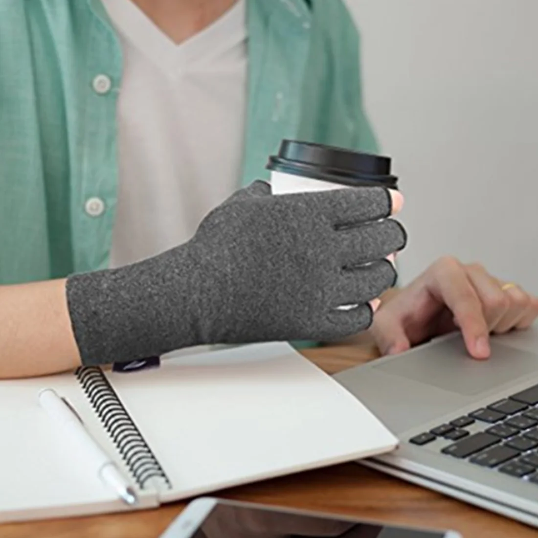 1 Pair New Women Men Cotton Elastic Therapy Open Fingers Compression