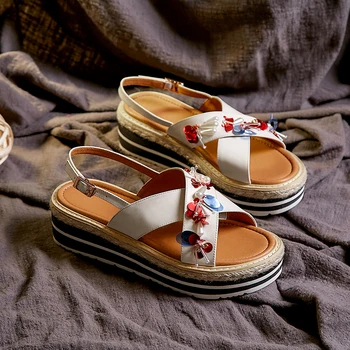 

Women's genuine leather platform flats sandals leisure summer female sandalias high quality beading open toe sandalias shoes hot