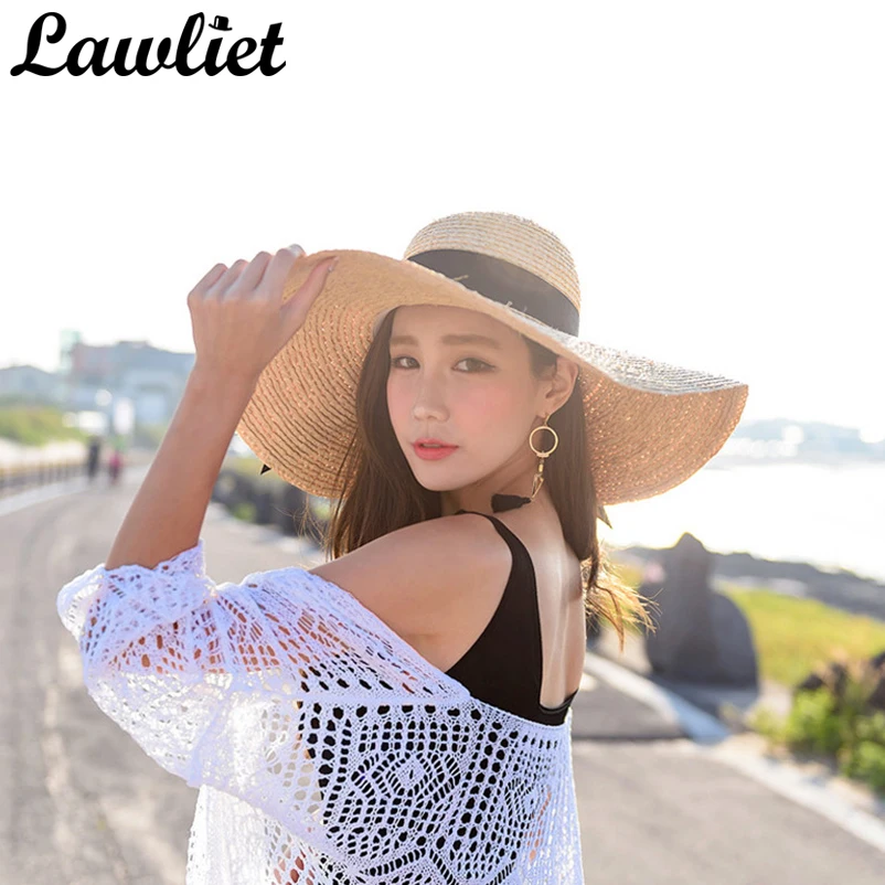 huge floppy beach hats