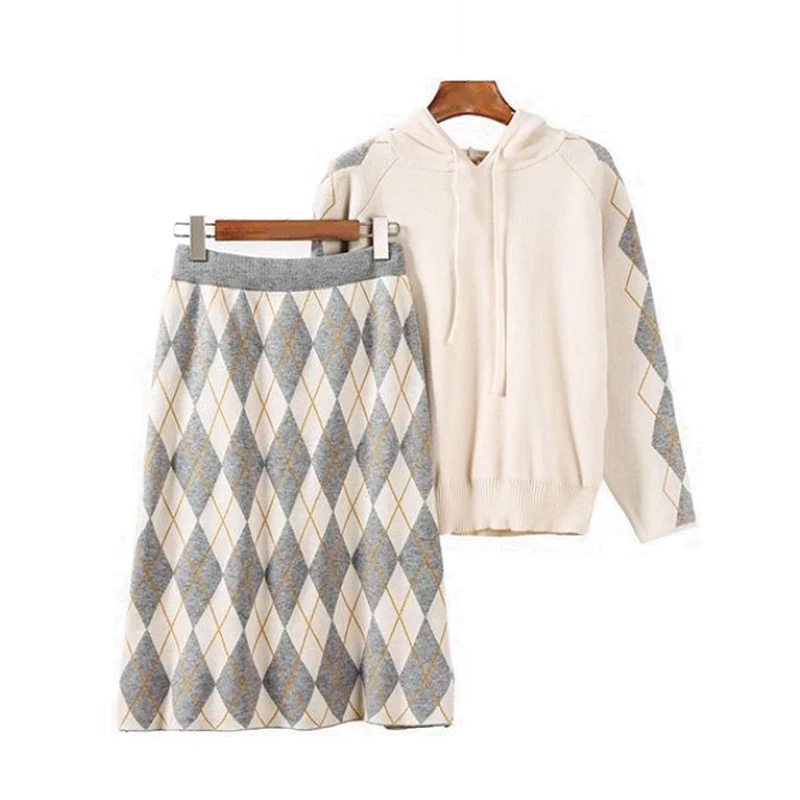 

PERHAPS U women knit beige hooded long sleeve pullover knee length skirt plaid two pieces set elegant T0040