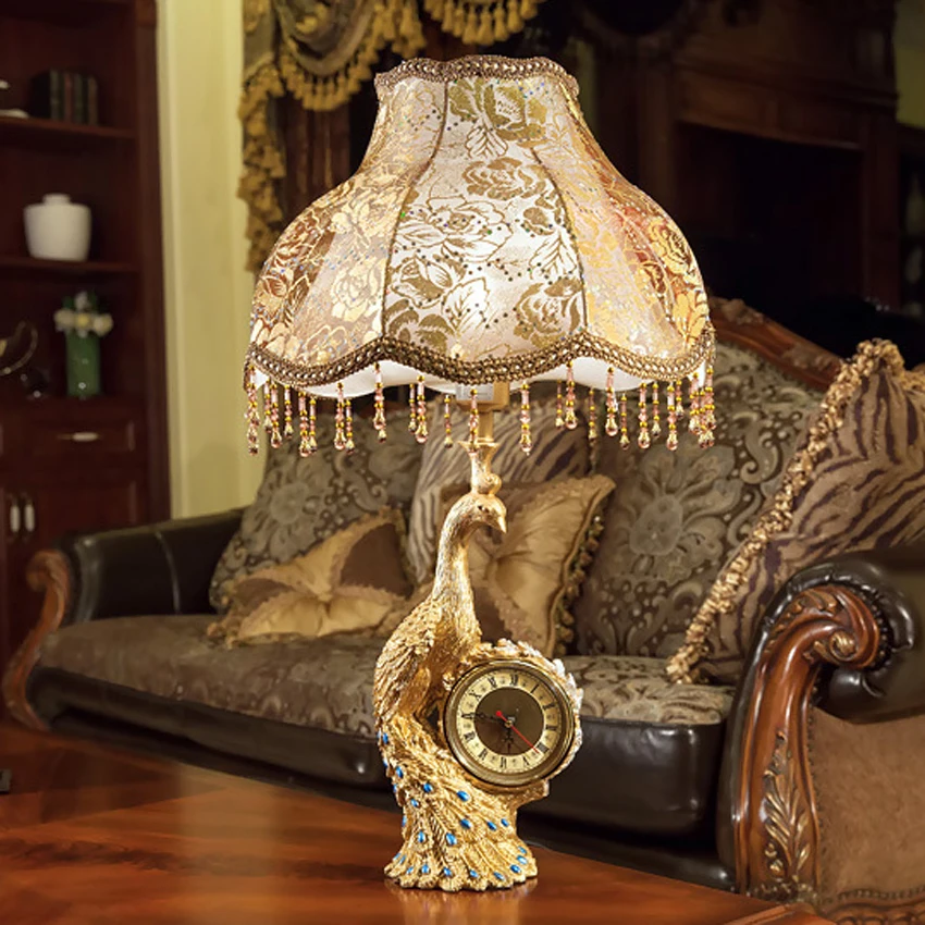

New European style luxury table lamp cloth lampshade resin stand antique bedside deco table light retro reading lampe fixture