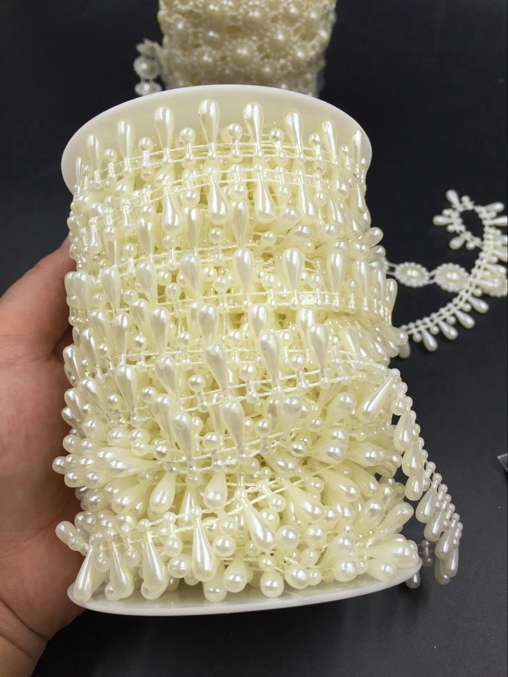 

2 Meters/lot 16mm Craft ABS White Flower Shape Flatback Imitation Pearl Beads Chain For DIY Decoration