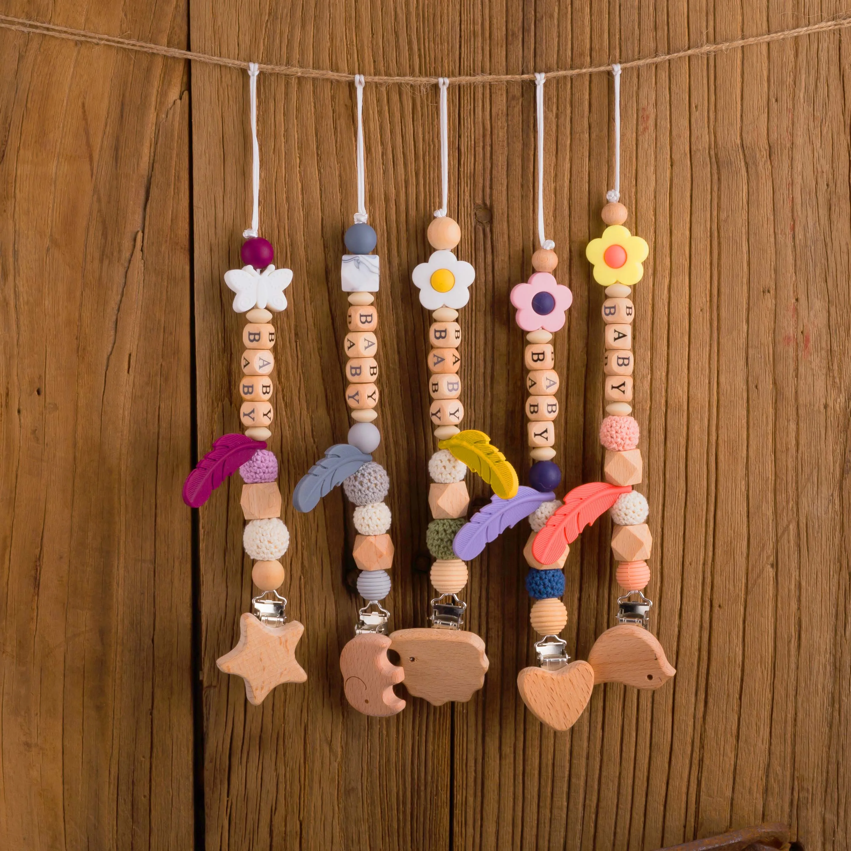 

1 pc Beech Wooden Dummy Pacifier Clip Chain Holder Animal Teether Ring Personalised Name Wooden Silicone Feather Baby Teether