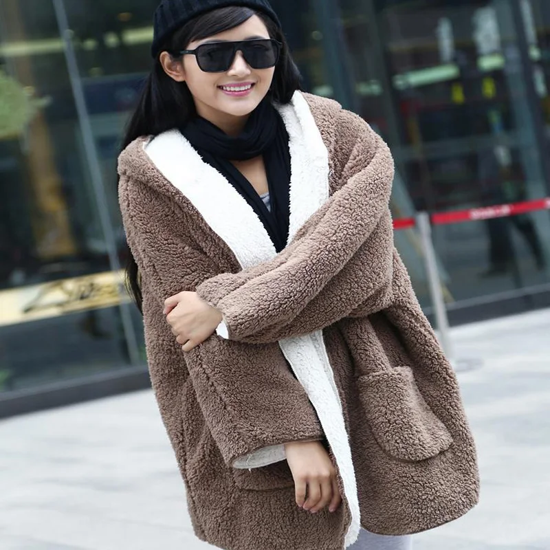 Plus size clothing women flannel sweatshirt with a hood