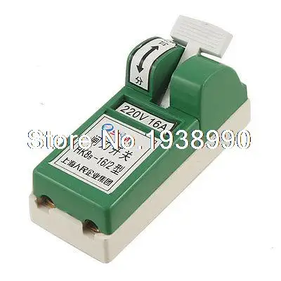 

AC 220V 16A 2 Poles Cutter Type Disconnect Switch Green