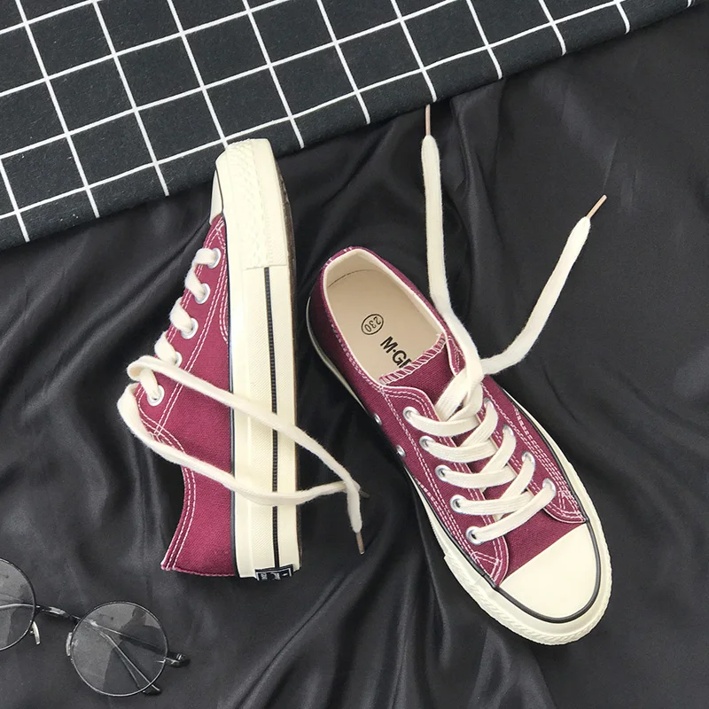 

Classic Canvas Women Shoes Breathable Comfortable fashion Outdoor Students High Quality Sneakers