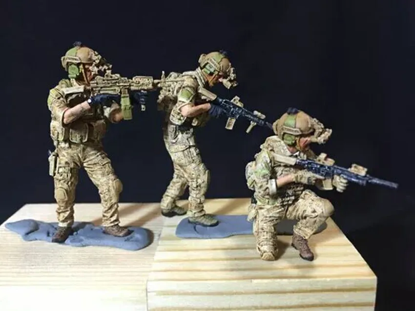 

1/35 Resin Figure Model Kit Unassambled Unpainted X65