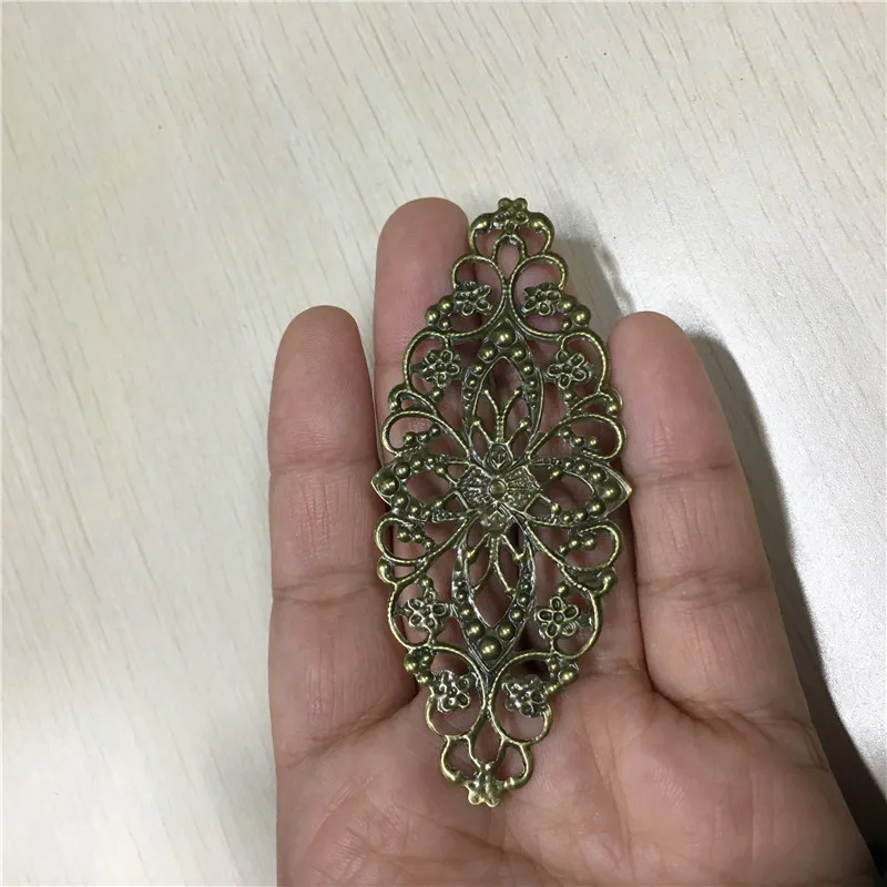 

New Metal Cabochon Filigree Hollow Flower Wraps Flatback Embellishments Scrapbooking For DIY Handmade Crafts,30PCs