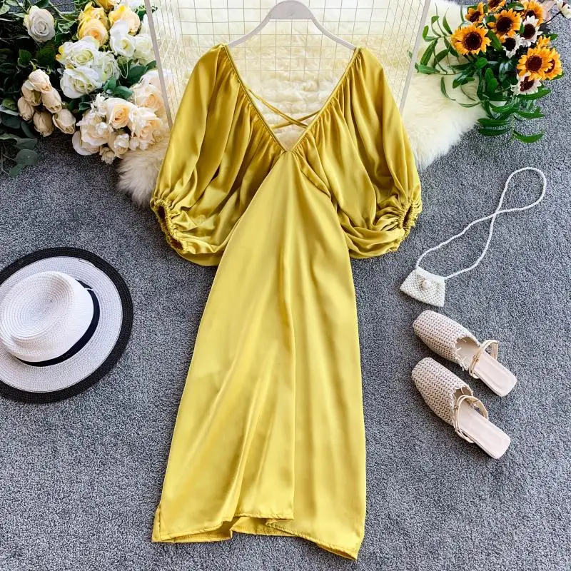 

2019 new fashion women's dresses Solid color sexy V-neck halter puff sleeve dress