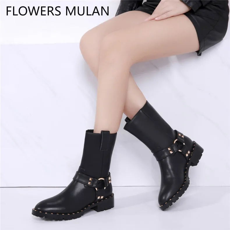

2018 New Winter Ankle Boots for Women Round Toe Black Leather Cool Three Metal Buckle Lady Motorcycle Martin Boots Chunky Heel