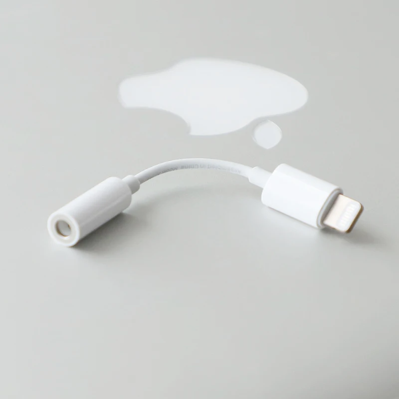 Apple Lightning to 3.5mm Headphone Jack 