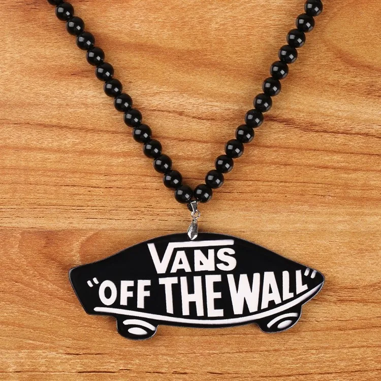 vans off the wall necklace