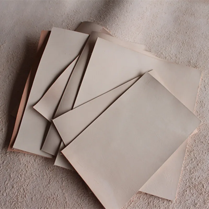 

The broken pieces of leather tanned leather head layer cowhide Pippi hand cream DIY tree skin graft leather material thickness