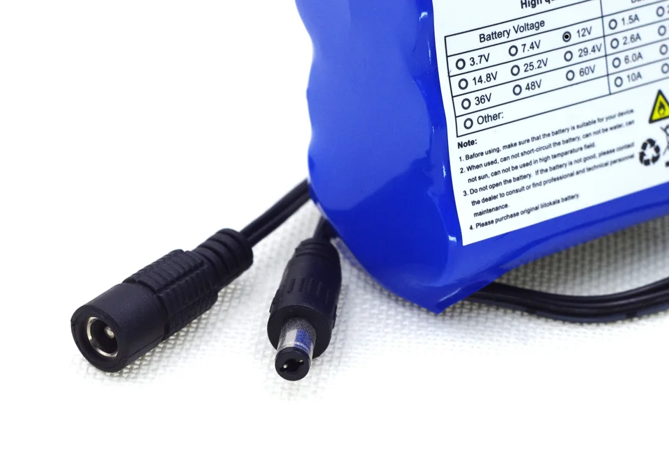 Günstig Liitokala 12 v 4,4 Ah 4400 mAh 18650 Wiederaufladbare batterien 12,6 V PCB Lithium akku Schutz Bord + 12,6 V 1A Ladegerät