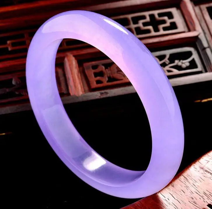 

RARE Lavender new Bangle Bracelet jade