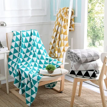 

Acrylic 130x170cm Knitted Throw Travle Blanket Grey Yellow Black Sofa Throw Blanket Air Condition Blanket Triangle Printed