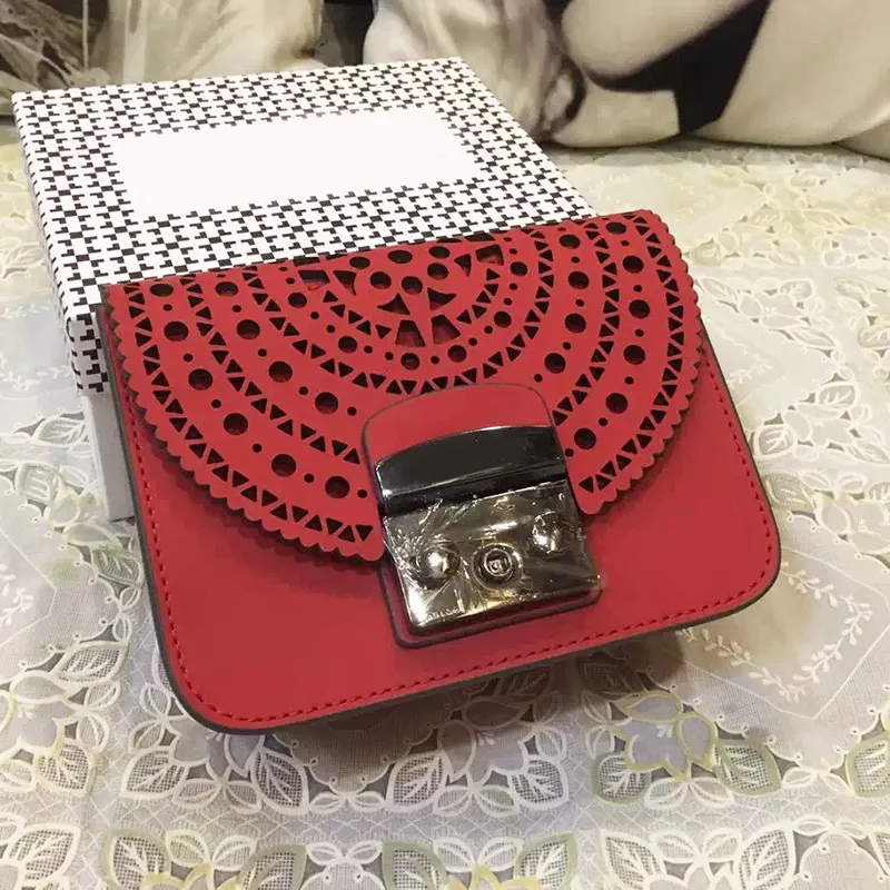 

NEW Luxury hollow out Woman Handbags Women Bags Famous Brand Shoulder Bags Designer Totes Fashion Genuine leather girls bags
