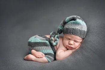 

Newborn crochet outfits Infant braid tail hat and striped pants handmade costumes photography accessories props newborn baby