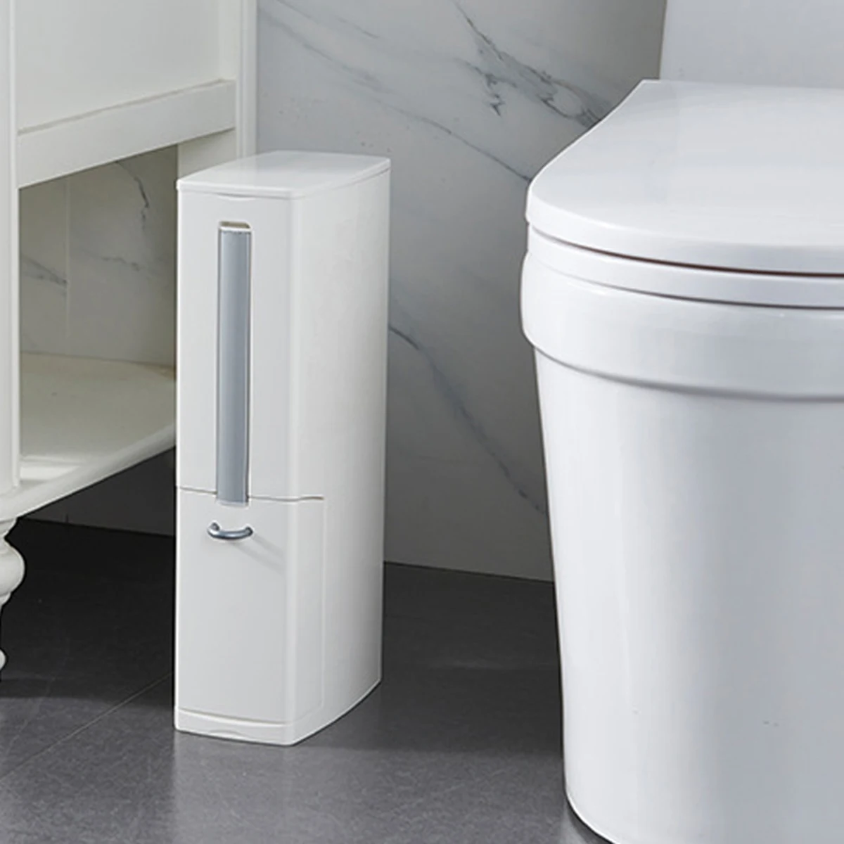 

6L Multifunctional Plastic Trash Can with Built-in Brush Toilet Rubbish Bin Garbage Can with Trash Bag Dispenser