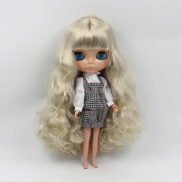 Стоимость телесного цвета модные куклы(седые волосы, загорелая кожа