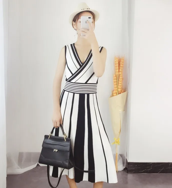 

New Fashion 2019 summer stripe knit vest Slim dress High waist lady V-Neck knit casual Retro Dress Vestidos