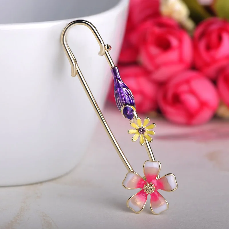 Blucome Fashion Pink Flower Bird Shape Brooch Pins Enamel Alloy Jewelry Women Girls Banquet Party Scarf Suit Wedding Accessories