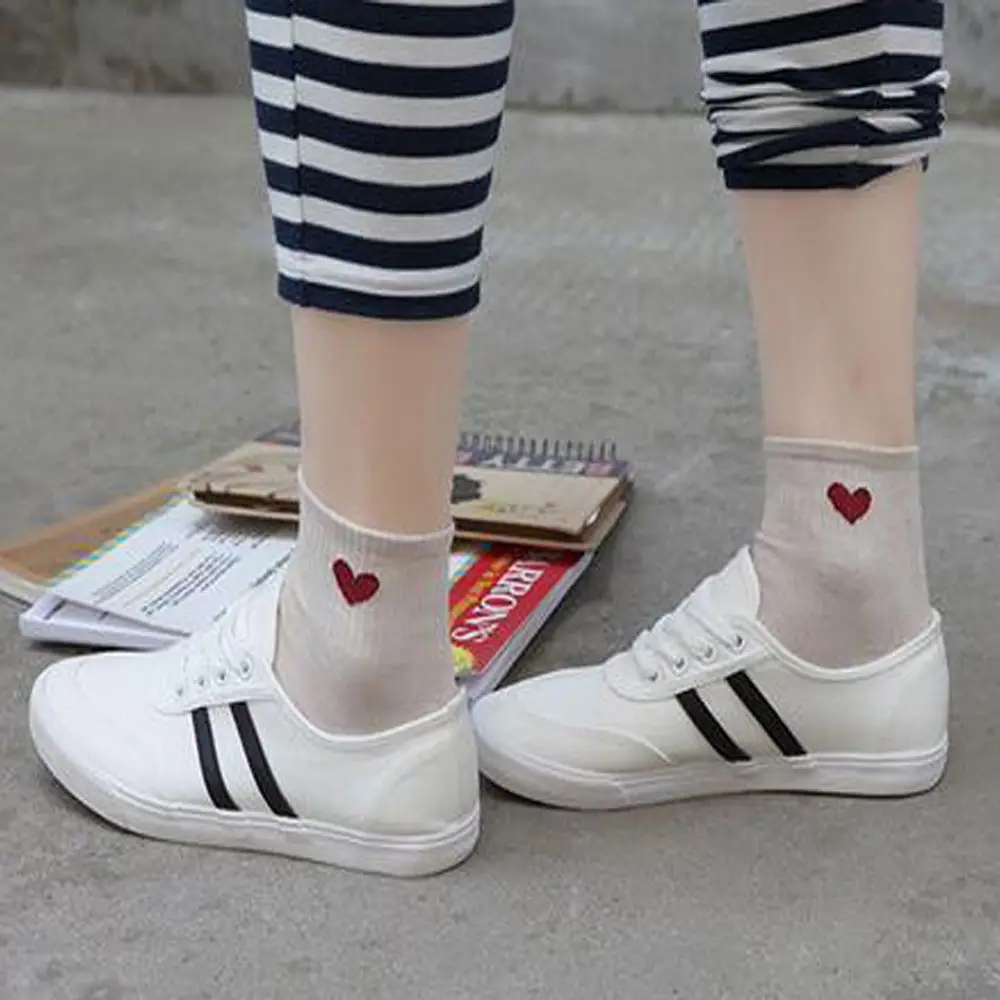 

Female Sweet Ship Boat Short Love Heart Dot Socks For Women Thin Ankle Invisible Socks Stylish