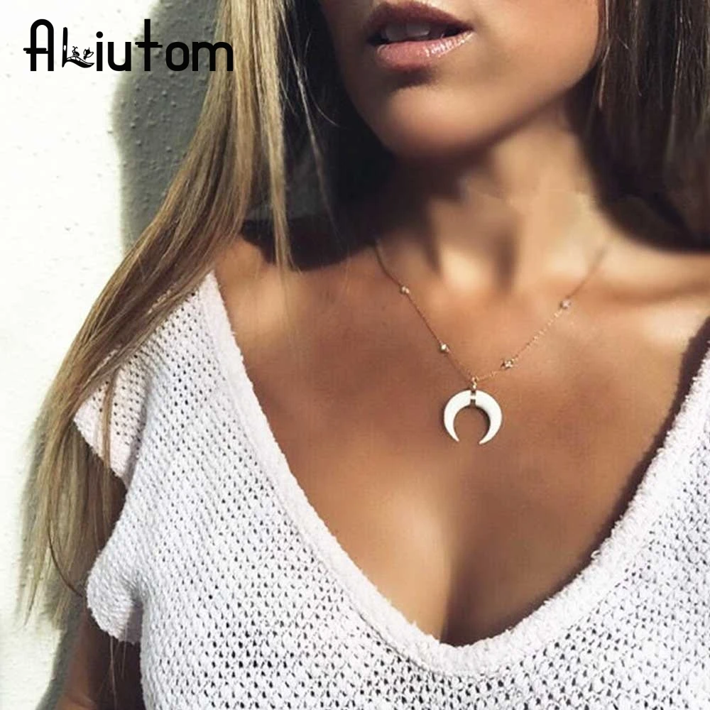 

ALIUTOM Bohemian Chokers Acrylic Ox Horn Moon Crescent Necklaces 2017 Vintage Bijoux Handmade Crystal Necklace for Women