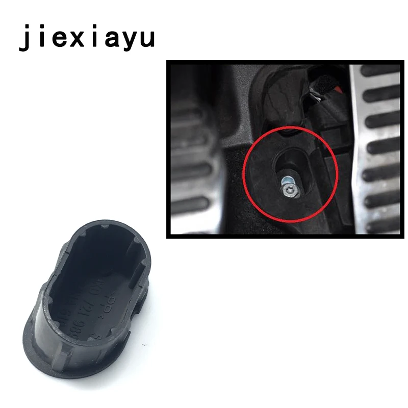 

1PCS Accelerator pedal screw cover for JETTA GOLF BEETLE PASSAT B6 B7 B8 CC EOS SCIROCCO TIGUAN TOURAN A3 TT Q3 R8 1K0 721 989