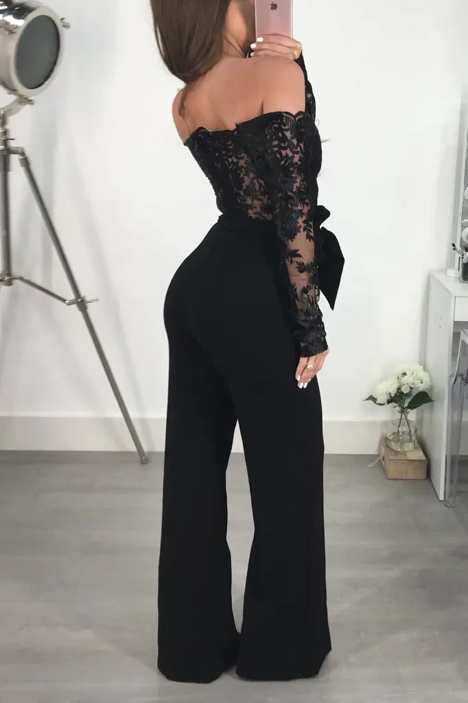 (4)