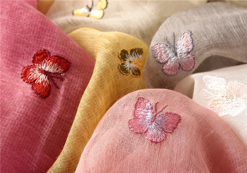 8423618042_2070773686