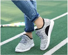 Freizeitschuhe Frauen 2016 Neue Frauen Niedrig, Um Zu Helfen Atmungsaktive stoff fliegende schuhe frauen sommer mode mischfarben freizeitschuhe