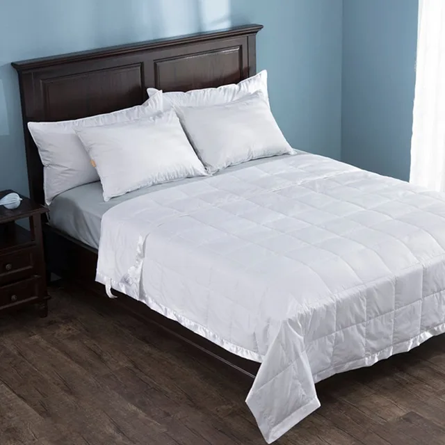 Down Quilt Blanket Duvet With Satin Trim 100 Cotton Full 80 96 Down Quilt Blanket Duvet With Satin Trim 100 Cotton Full 80 96