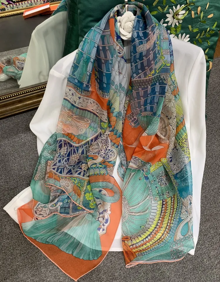 

Armor Printing Chiffon Silk Scarf Women Pure Silk Scarves Luxury Brand Female Square Large Summer Shawls Wraps 140*140cm
