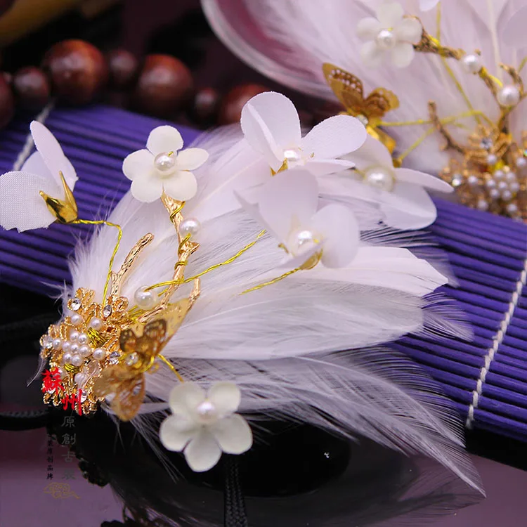 

Autumn Aesthetic Bride Hair Accessories Coral Beads Butterfly Wedding Hair Pins cos Hanfu Hair Accessories Hair Jewelry